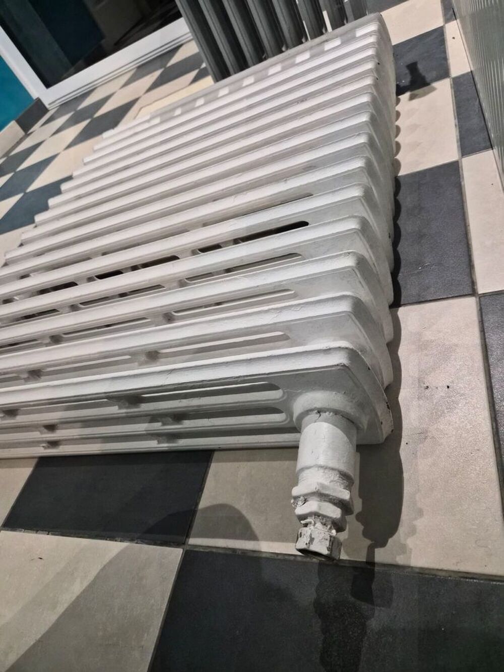Radiateur ancien en fonte ? d&eacute;coratif Bricolage