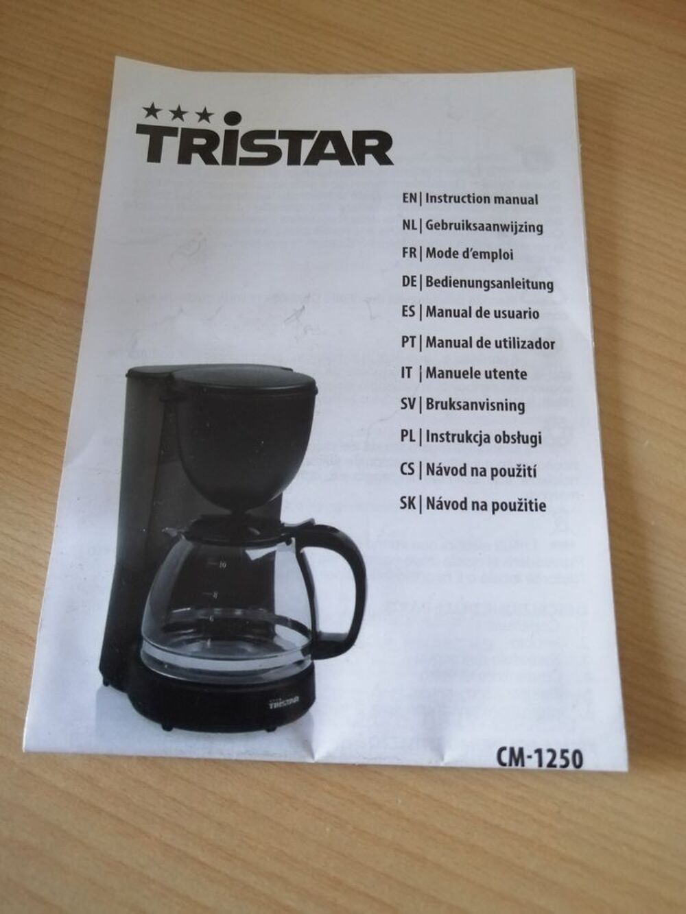 Cafeti&egrave;re Marque Tristar avec notice Electroménager