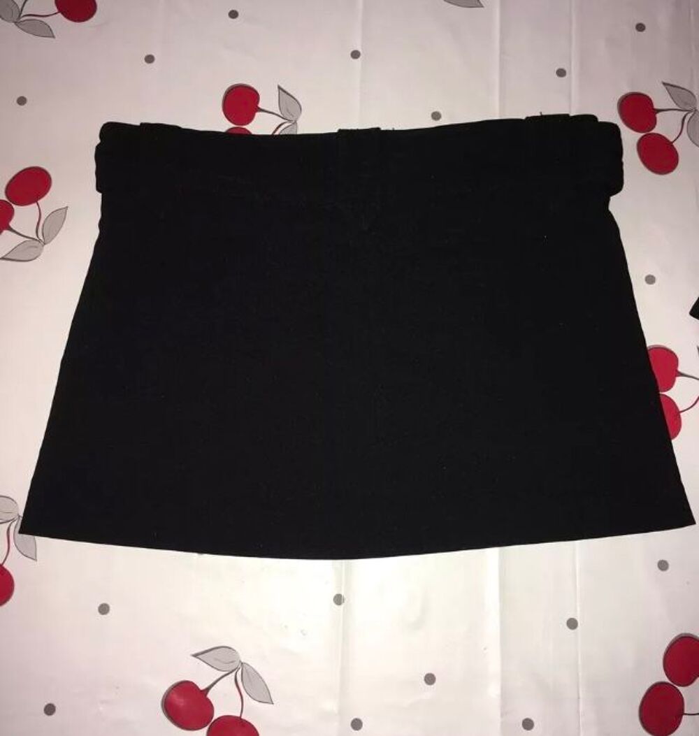 Jupe Courte Jennyfer Taille 36 Avec Ceinture Vtements