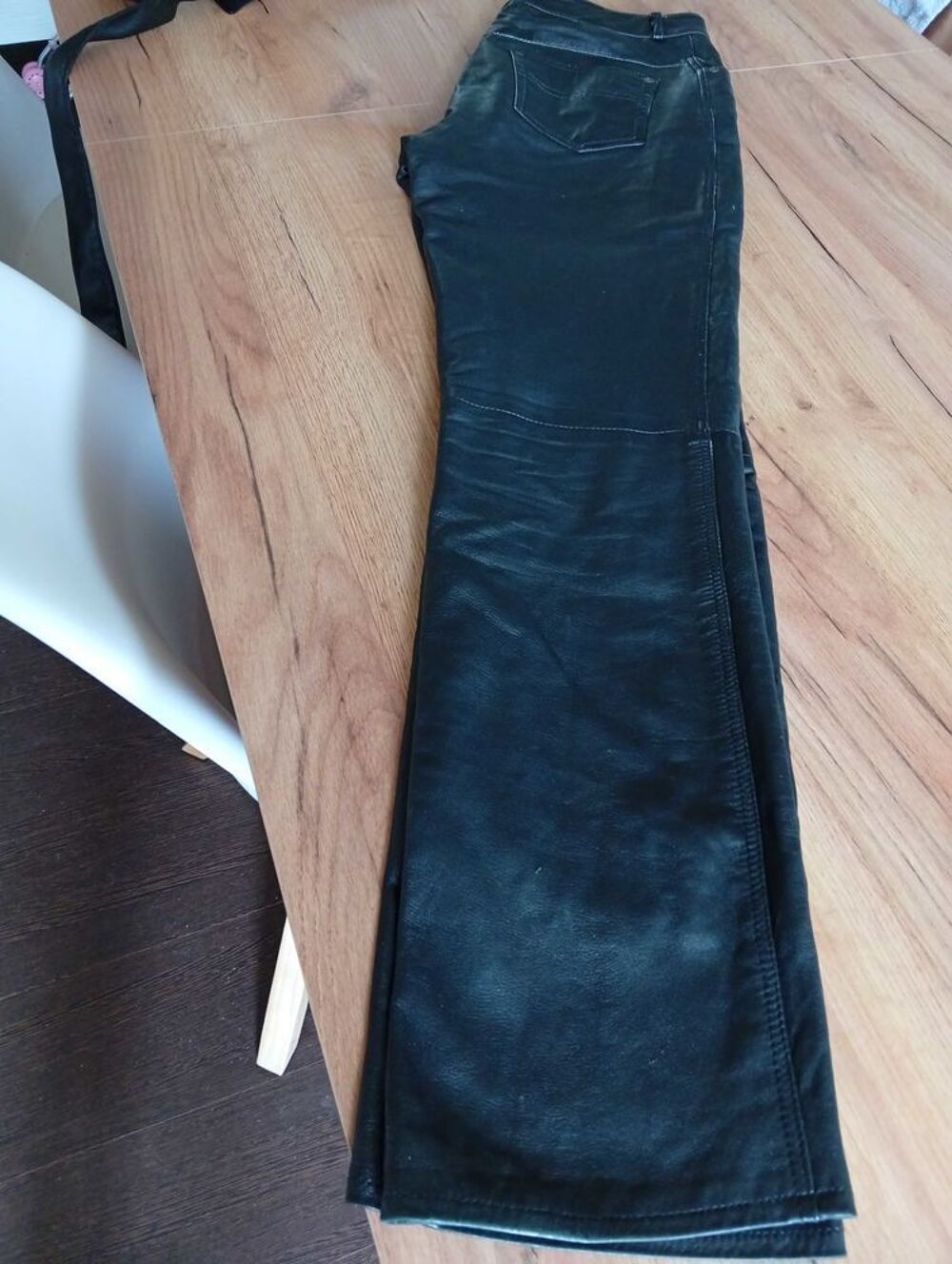 pantalon en cuir Vêtements