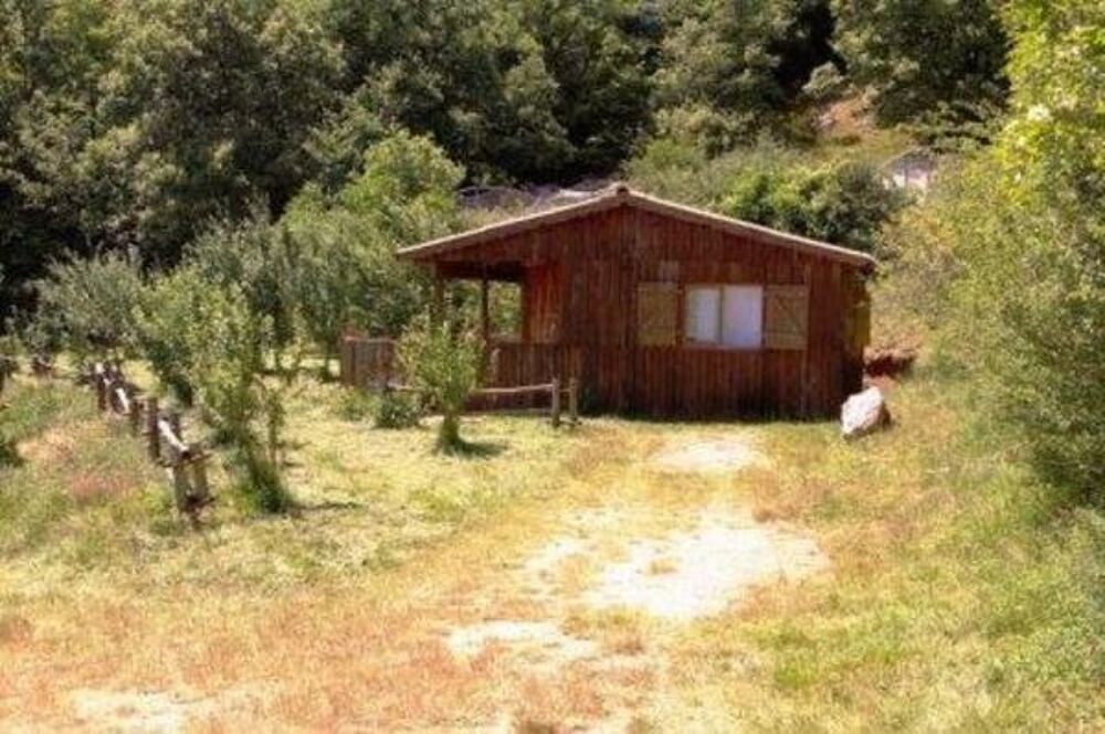   BUGARACH, AUDE, HAUTES CORBIÈRES, PETIT CHALET 2 Personnes Languedoc-Roussillon, Camps-sur-l'Agly (11190)