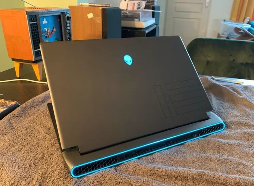 Alienware m15 r6 - RTX 3080 Matériel informatique