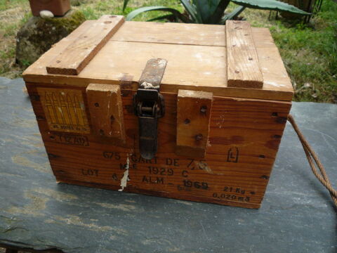 Ancienne caisse munitions en bois (LC)
45 Castres (81)