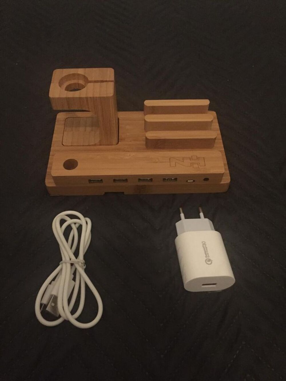 Station de Charge en Bambou ? Support Apple Matériel informatique