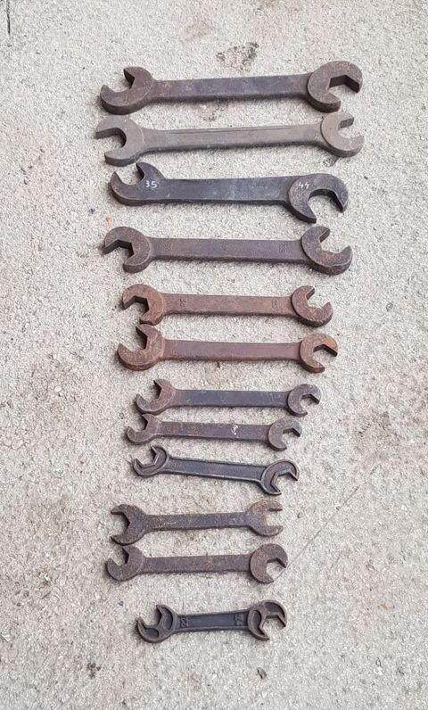 grosse cles plate Taille du 18 au 44 5 Rethel (08)