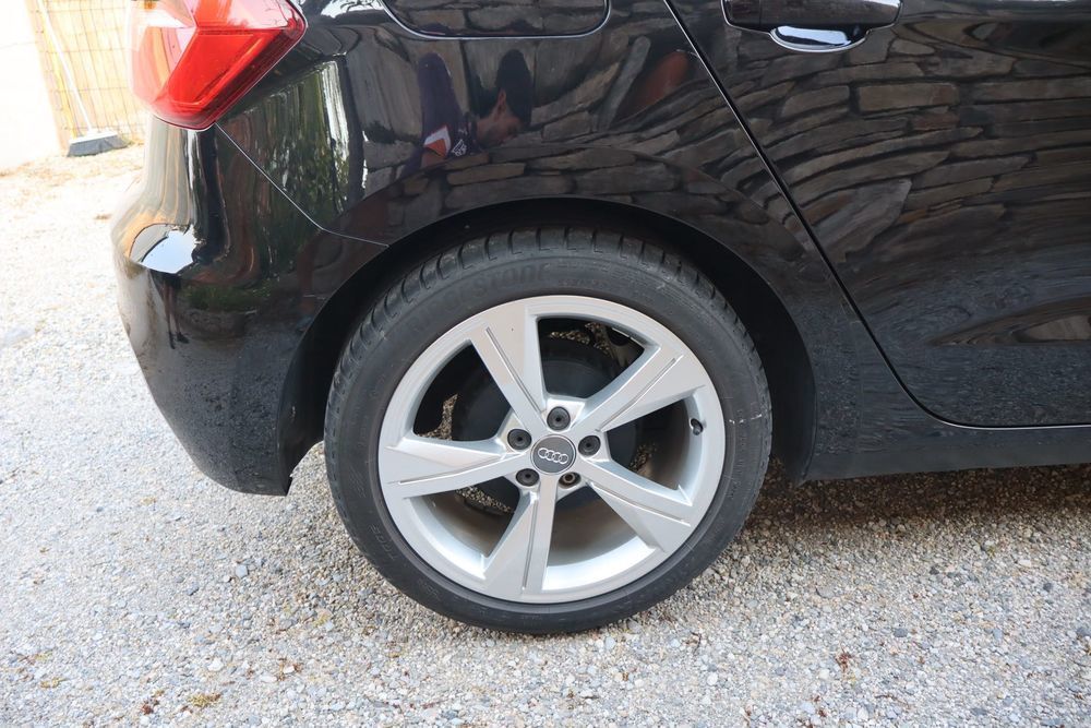 A1 1.0 TFSI ultra 95 Ambition Luxe 2019 occasion 34920 Le Cr&egrave;s