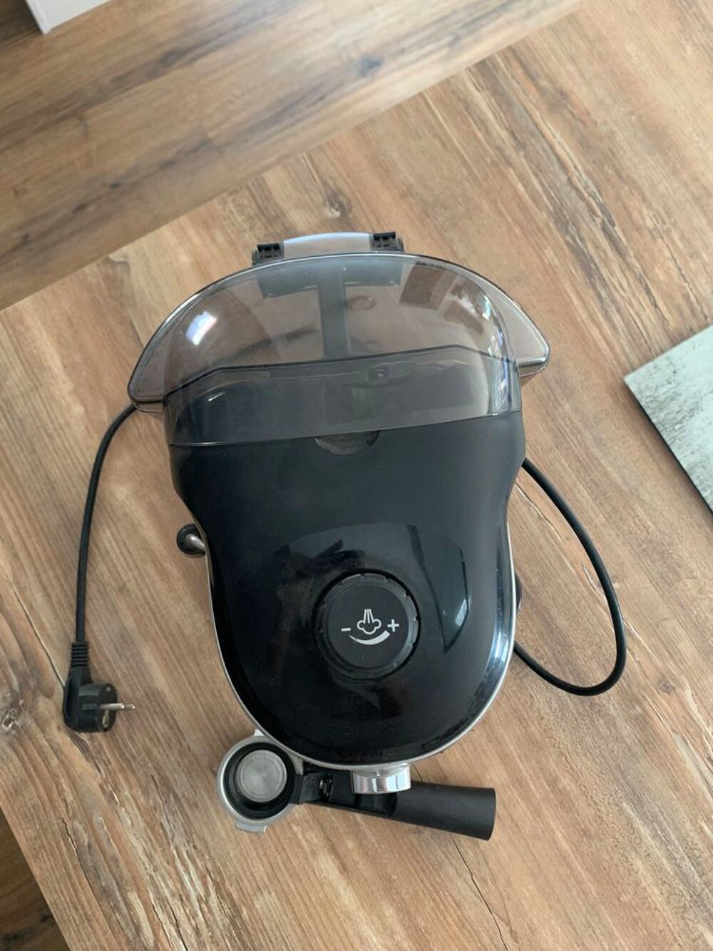 Cafeti&egrave;re machine &agrave; expresso DeLonghi EC221.B Electroménager