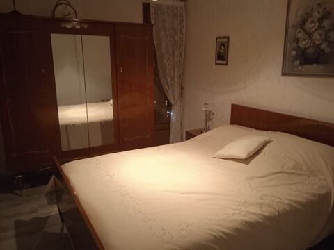 chambre  coucher annes 70 0 Les Baux-Sainte-Croix (27)