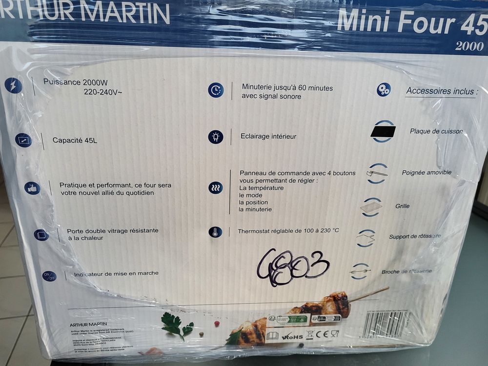 Four Arthur Martin 45L Electroménager