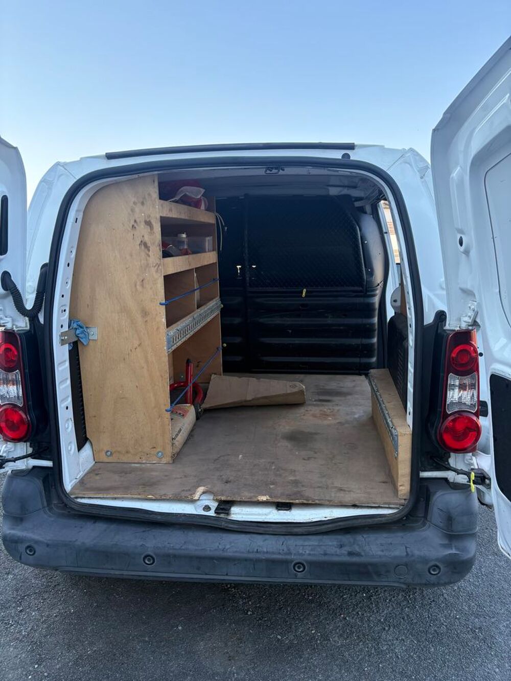 Berlingo BERLINGO 20 L1 BlueHDi 100 S&S BUSINESS 2016 occasion 19360 Malemort-sur-Corr&egrave;ze