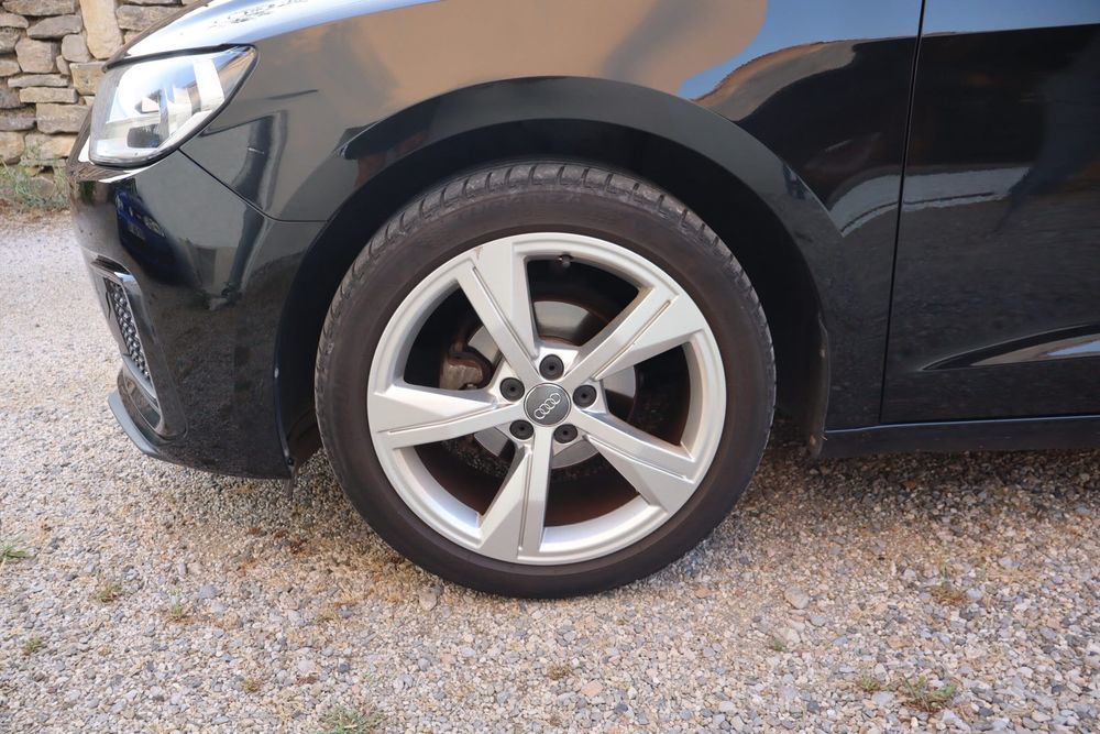 A1 1.0 TFSI ultra 95 Ambition Luxe 2019 occasion 34920 Le Cr&egrave;s
