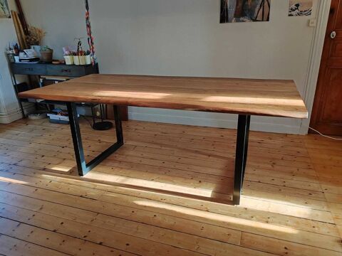 table Table Maisons du Monde PALISSANDRE €  Acacia massif €  200 cm 420 Mâcon (71)