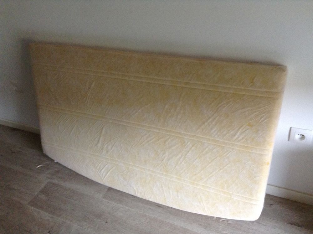 t&ecirc;te de lit adulte Meubles