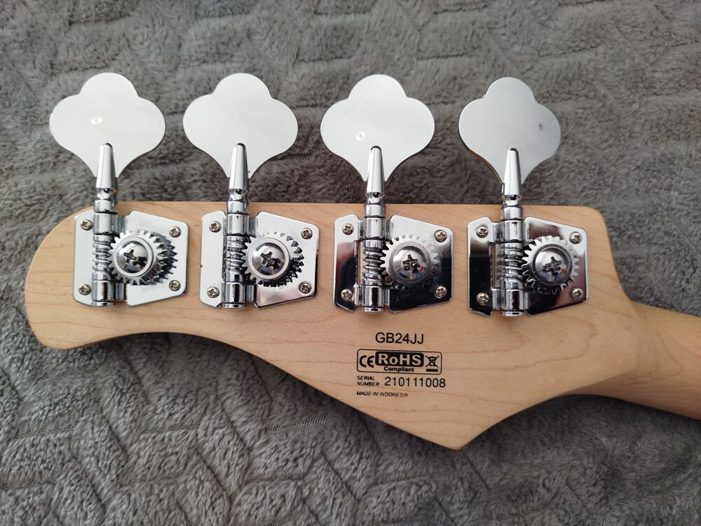 Basse &eacute;lectrique Instruments de musique