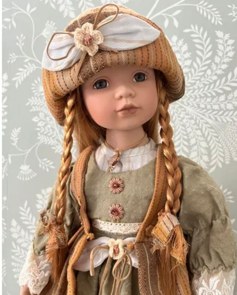 Poup&eacute;e en porcelaine Décoration