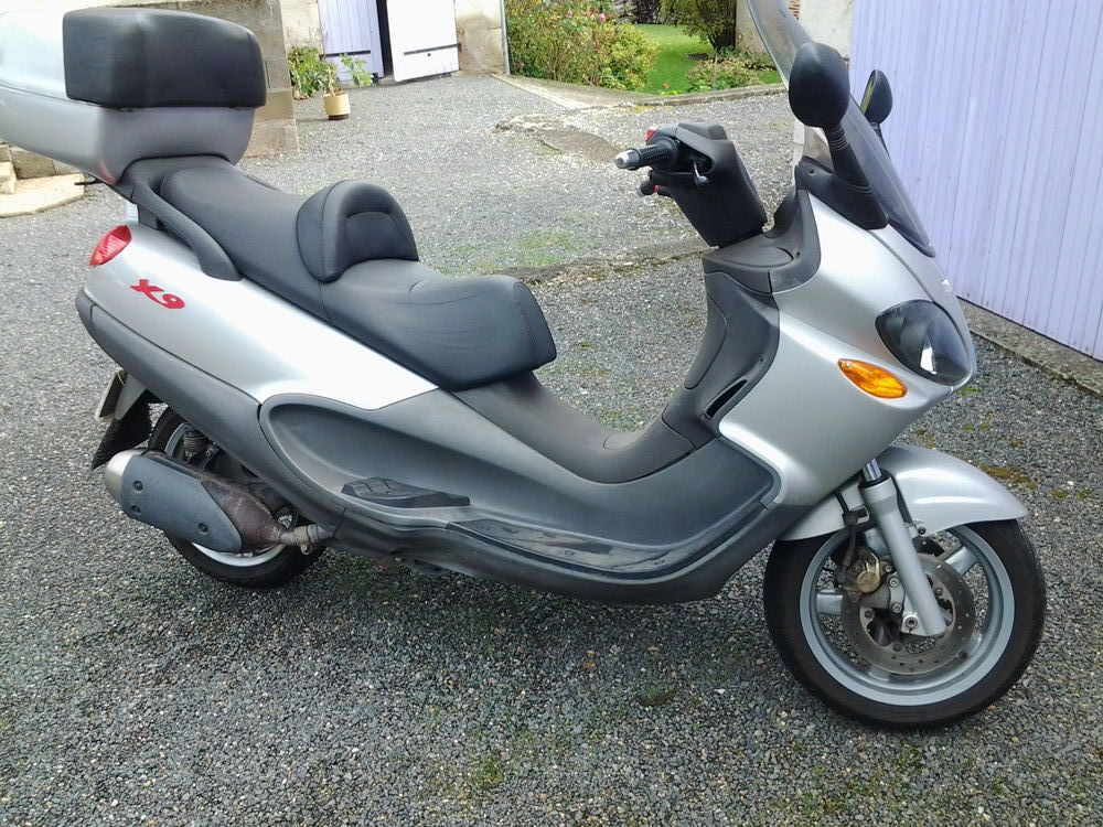 PIAGGIO 2002 occasion 03500 Saint-Pourçain-sur-Sioule