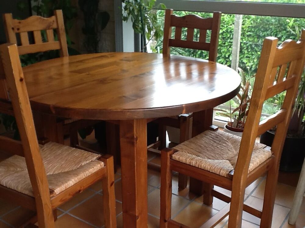 Table ronde avec rallonge meuble avec bar tabourets MASSIF Meubles