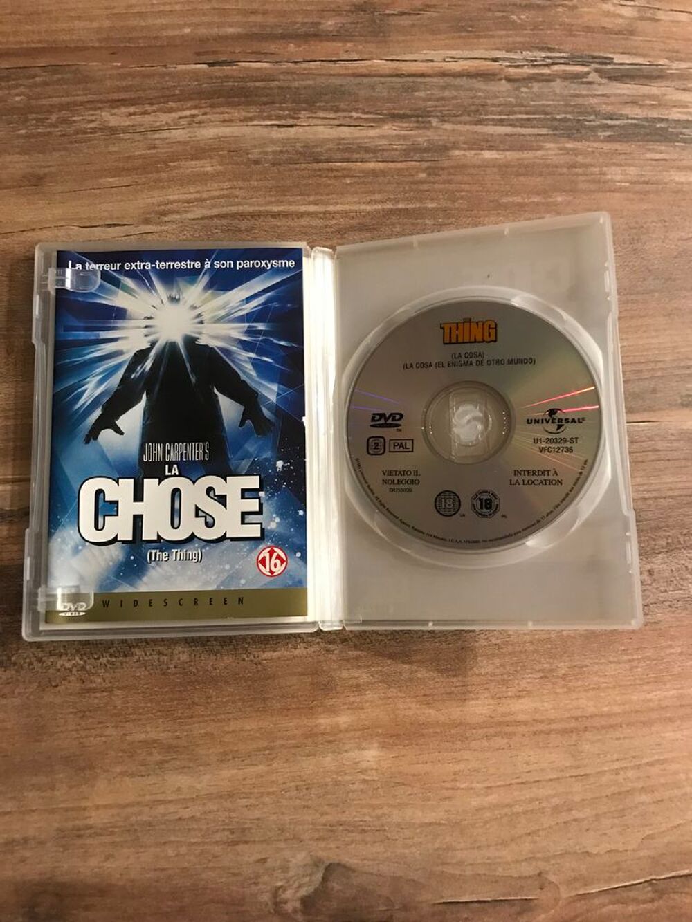 DVD &acute;&acute; La chose &acute;&acute; DVD et blu-ray
