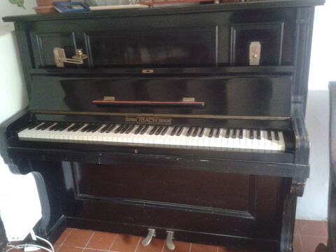 piano IBACH droit 1500 Varennes-Changy (45)