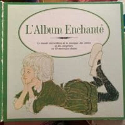 L'Album  enchanté de 4 disques vinyle 29 Solliès-Toucas (83)