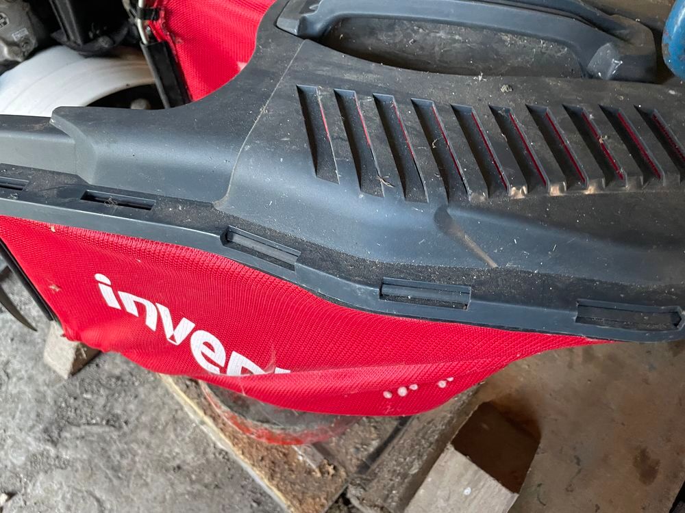 Tondeuse &eacute;lectrique IVENTIV Jardin