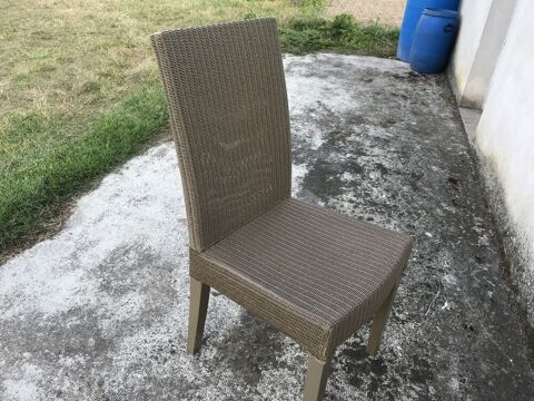 4 chaises de marque Loom Bléré (37)