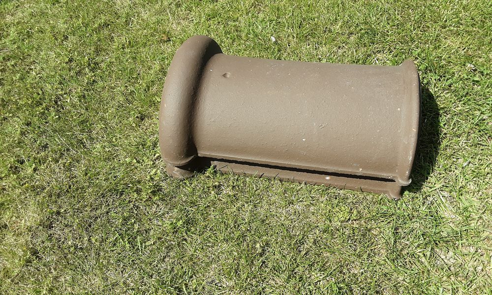2 tuiles fa&icirc;ti&egrave;res et une tuile &agrave; douille Bricolage