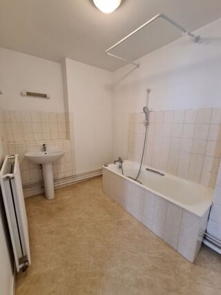  Appartement  louer 2 pices 64 m