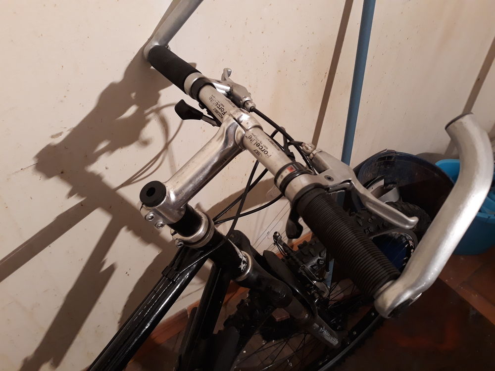 vtt 26" rockrider r&eacute;vis&eacute; taille homme ou L Vélos