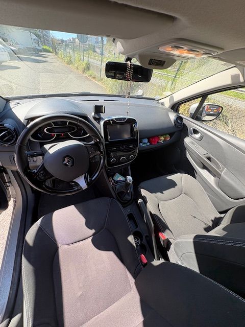 Renault clio iv Clio dCi 90 Energy eco2 82g Business