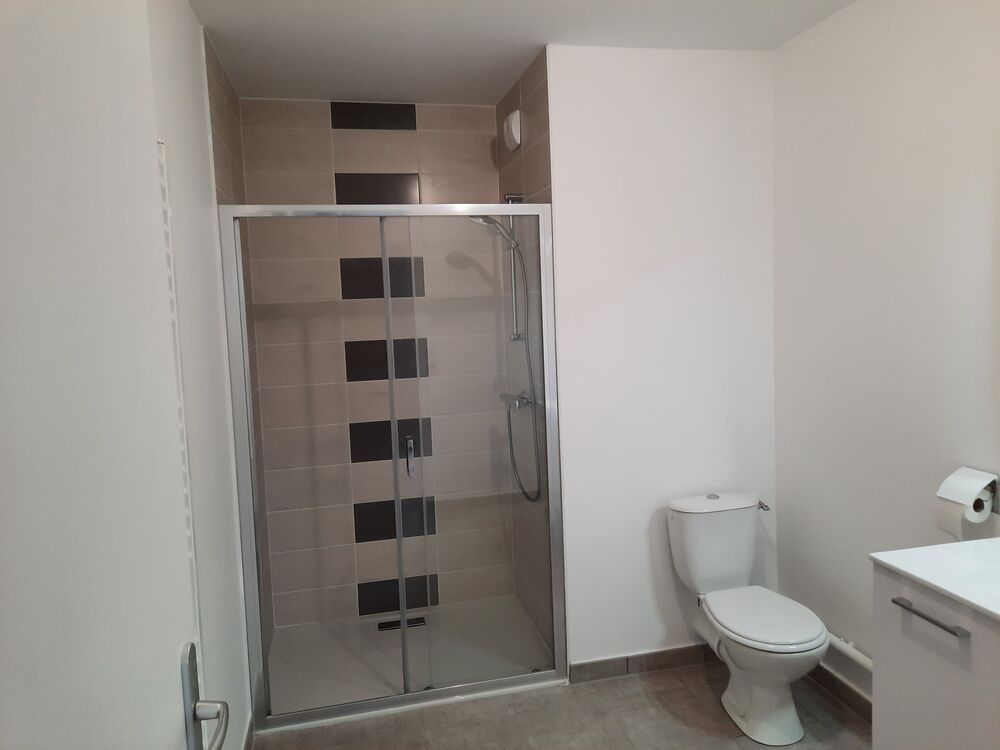 Vente Appartement T2, 3eme étage, 44m2 + balcon 7m2 vue dégagée, loué Dijon