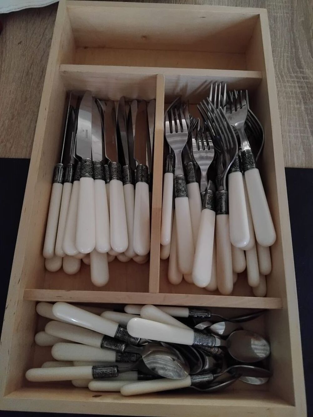 MENAGERE 'MAISON DU MONDE" Cuisine