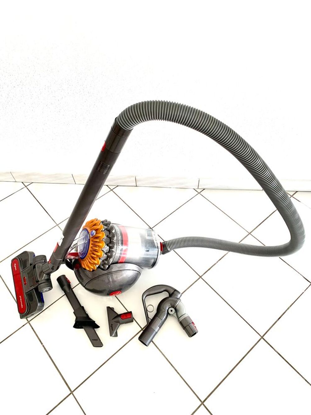 ASPIRATEUR DYSON Electroménager