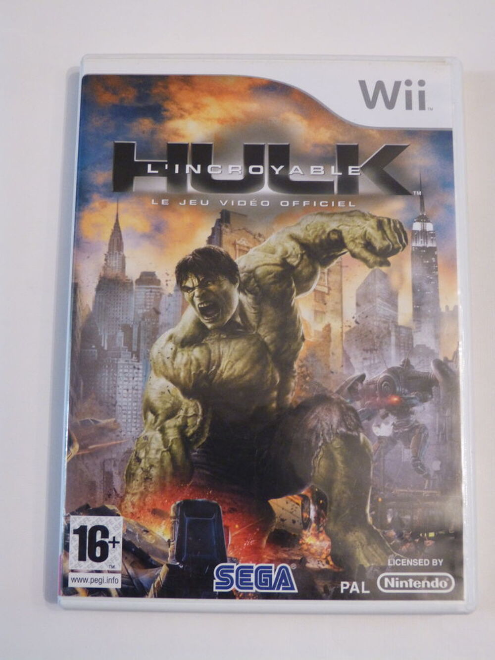 JEU WII HULK NINTENDO SEGA Jeux / jouets