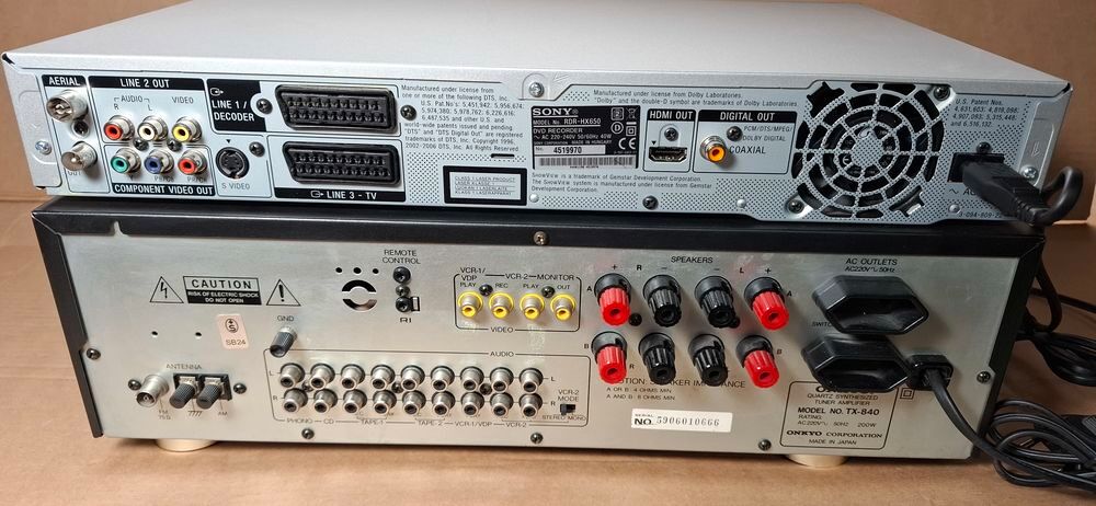 Ampli-Tuner ONKIO et Lecteur CD-DVD SONY Audio et hifi