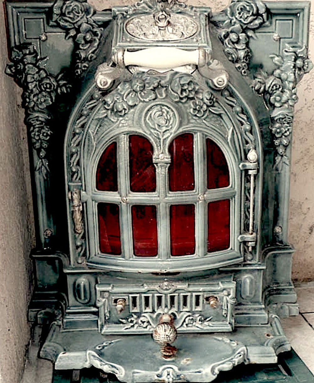 Po&euml;le salamandre, Deville &amp; Cie 1900 Art D&eacute;co, fonte &eacute;maill&eacute; 