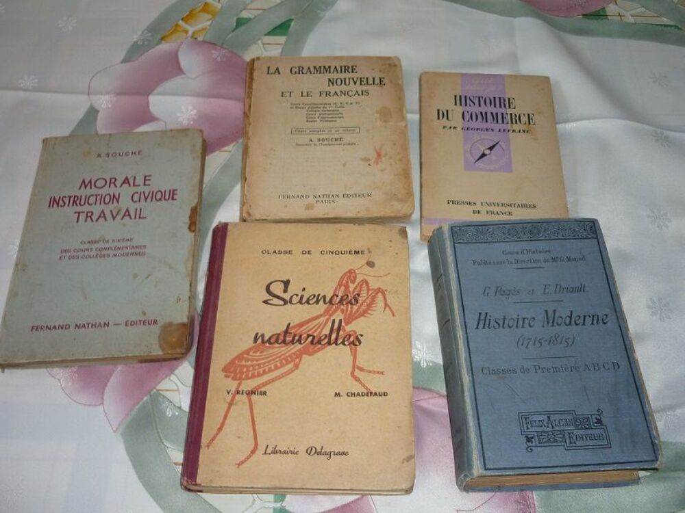 5 LIVRES D'ECOLE ANCIENS Livres et BD
