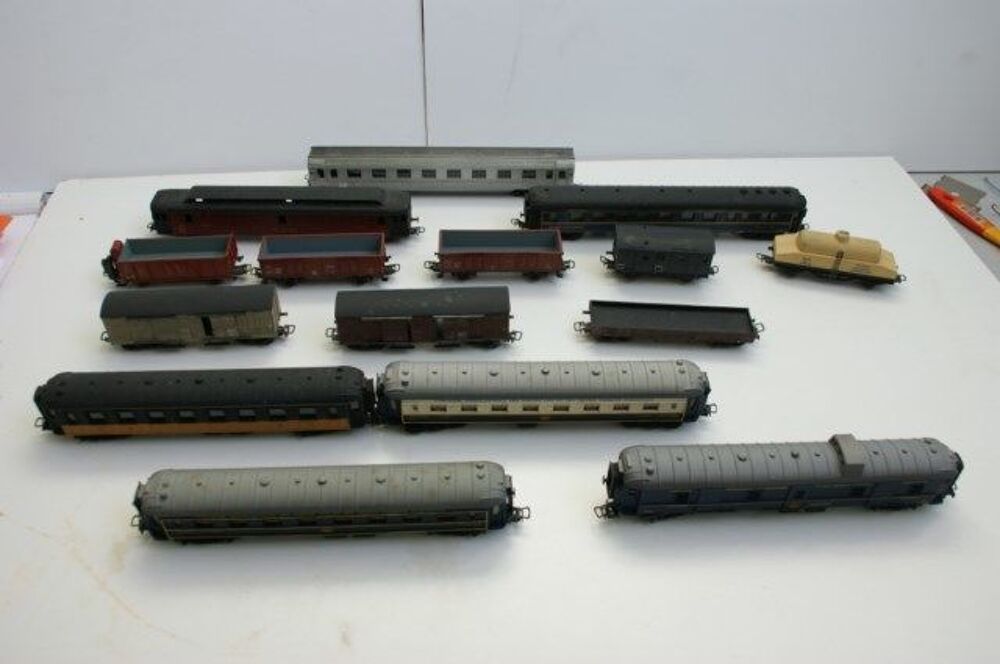 trains HO collection Markling-pocher- VB-SMCF Jeux / jouets