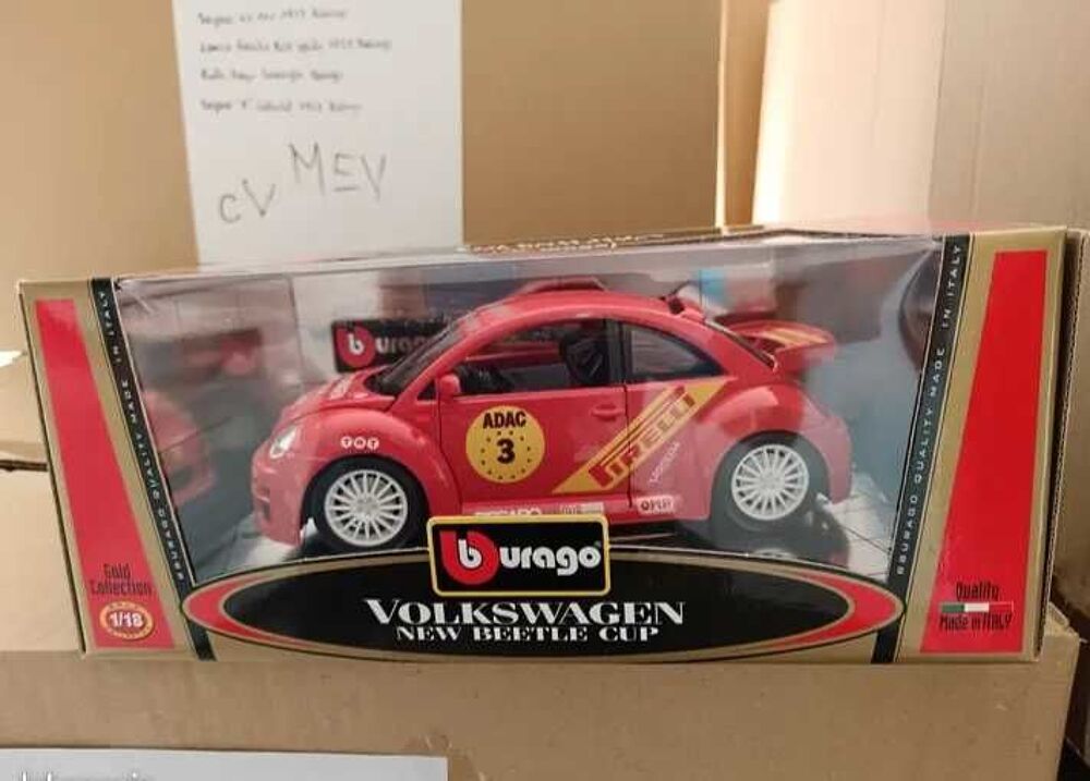 Volkswagen New Bettle Cup 1/18 