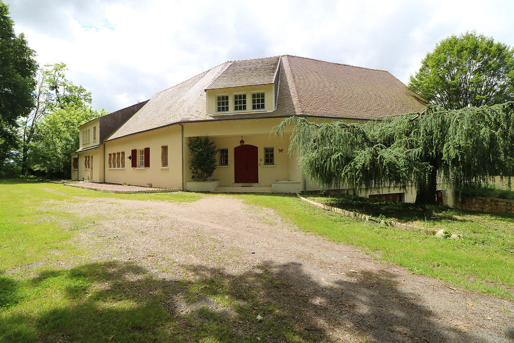 Location Villa Villa de prestige pour seniors - une adresse confidentielle Bourges