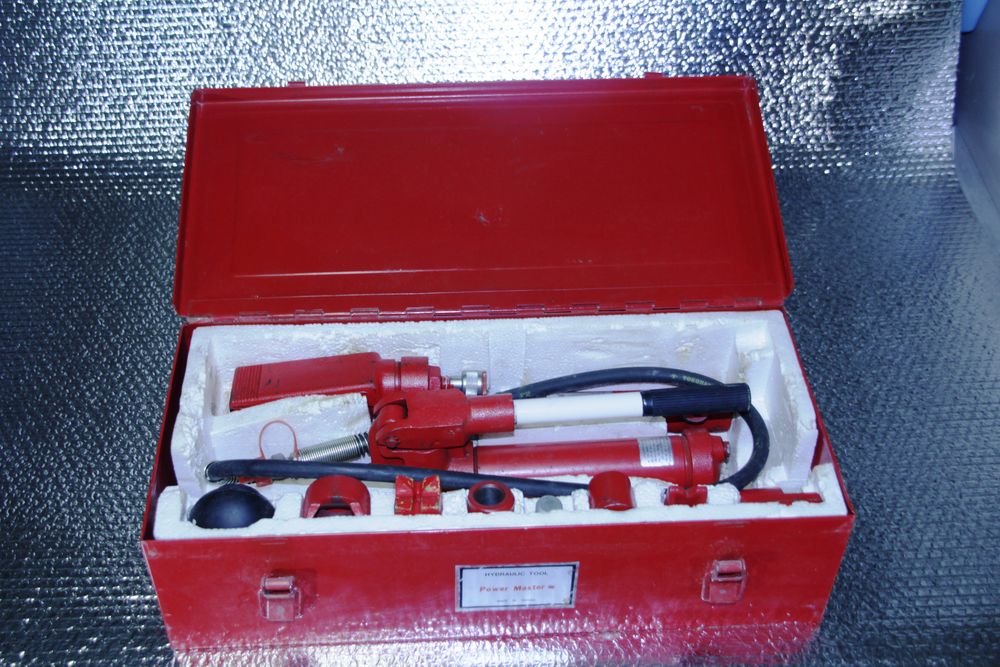 V&eacute;rin hydraulique de carrossier Electroménager
