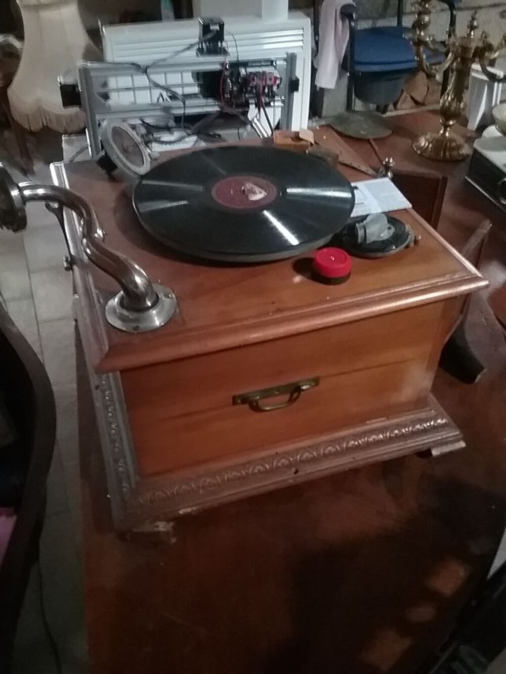 Gramophone 