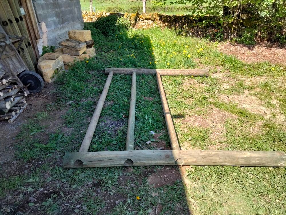 Cl&ocirc;ture en bois pour chevaux 90 ml Bricolage