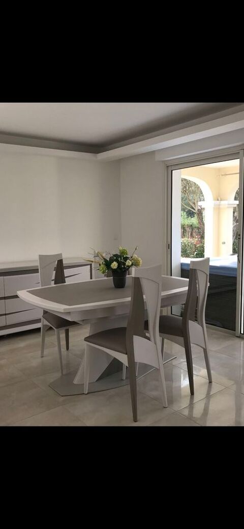 Table et chaises de salle �  manger 500 Saint-Rapha�l (83)