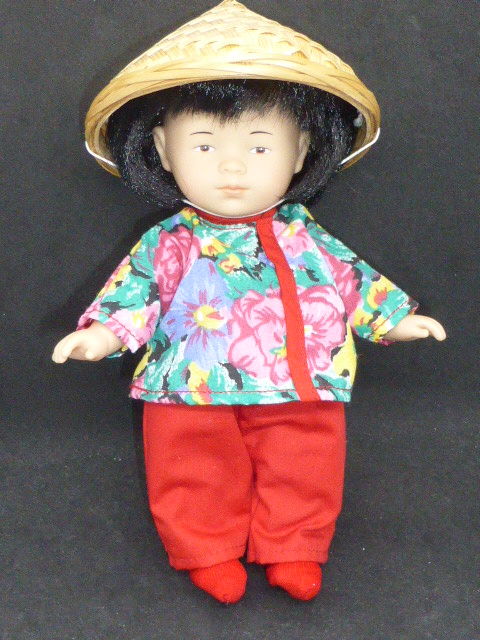 Corolle poup�e mini corolline asiatique 1996 25 Rueil-Malmaison (92)