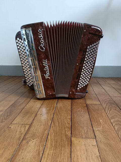 Accordon fratelli crosio STAR6 96 basses midi 2750 Saint-Junien (87)
