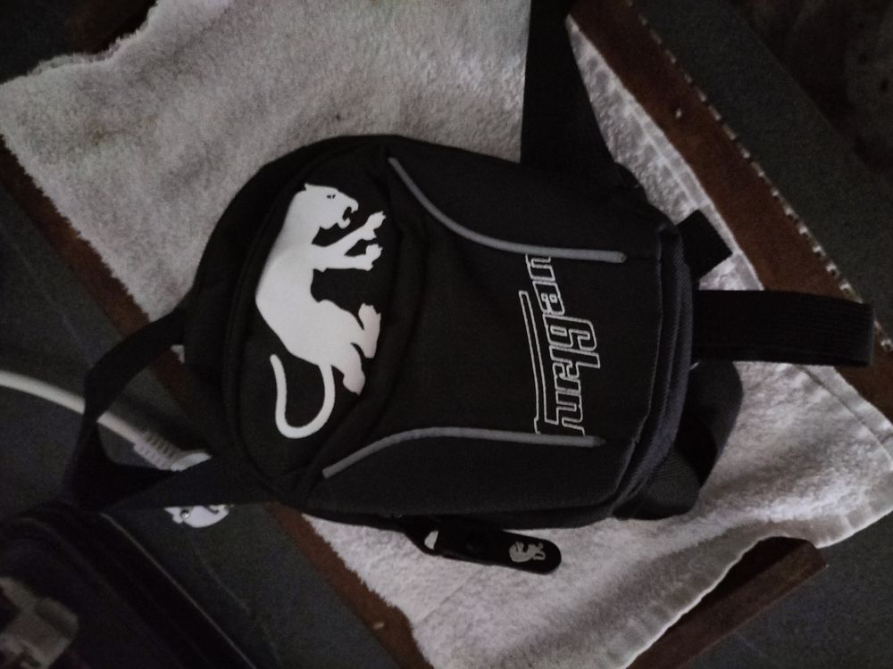 Sac de jambe neuf de moto Maroquinerie