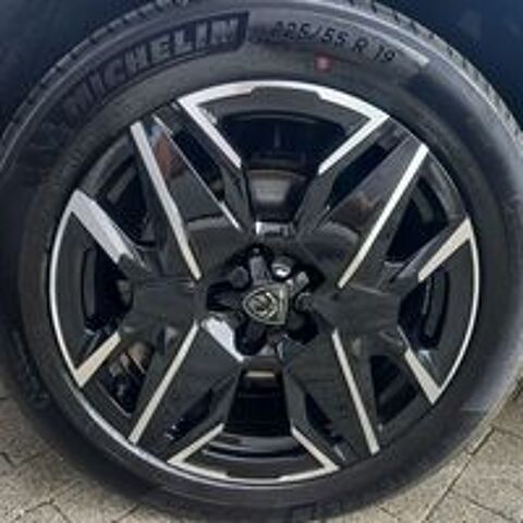 3008 ADML/ALARME/AMBIENT*LIGHTING/CUIR/KAM360/TOIT*PANO/19 2024 occasion BE-8900 Ieper (Ypres)