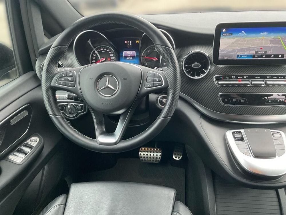 Classe V Long 300 d 9G-TRONIC Avantgarde 2022 occasion 42000 Saint-&Eacute;tienne