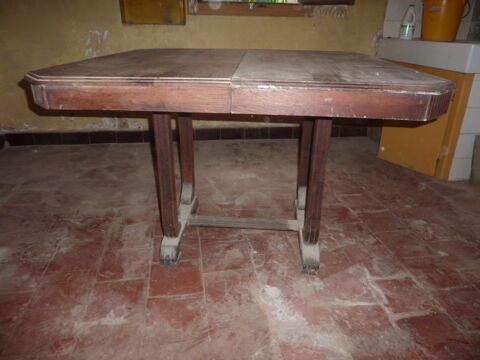 TABLE ANCIENNE 0 Cerbre (66)